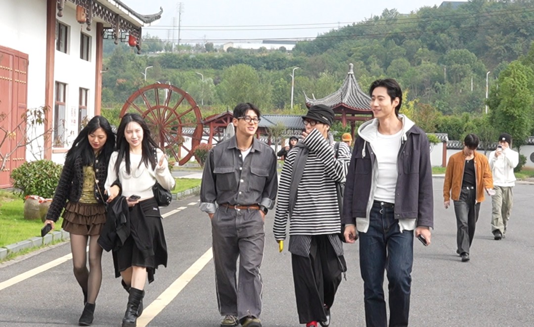 韩国旅游团走进房县忠和，品鉴非遗技艺黄酒，感受荆楚酒文化-第9张图